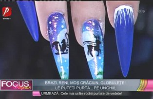 Brazi, reni, Moş Crăciun, globuleţe! Le puteţi purta pe toate... pe unghii!