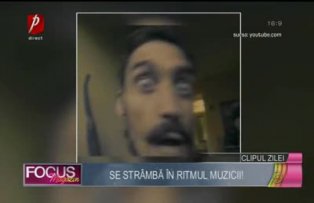 Clipul zilei: Se strâmbă în ritmul muzicii!