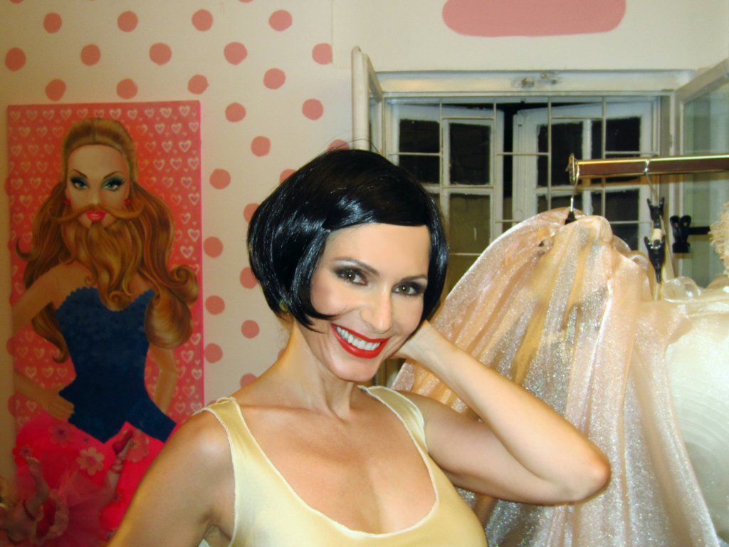 Luana Ibacka, brunetă de “Halloween” şi “Ziua morţilor”