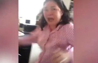 VIDEO / Reactia incredibila a unei mame cand fiul ei se intoarce acasa dupa ani de calatorie