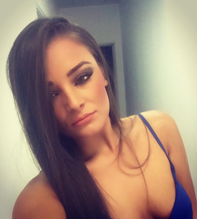 Patru editii pe saptamana cu trei domni la pupitru, fascinati de doua bebeluse si ajutati de o prezentatoare. Asa incepe un nou sezon al Cronicii Carcotasilor!