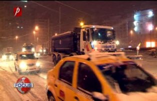 Turisti salvati cu elicopterul