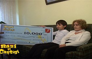 O bunicuţă din Constanţa a câştigat 10.000 de lei la „Râzi şi câştigi”