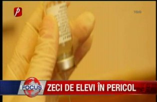 Zeci de elevi in pericol