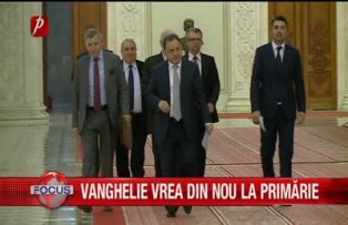 Vanghelie vrea din nou la primărie
