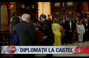 Diplomatii la castel