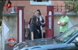 Pacatele lui Vadim, platite de fete