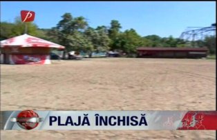 Plaja inchisa