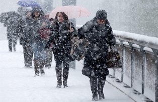 Vremea se schimba din nou! Ce au anuntat meteorologii pentru zilele ce urmeaza