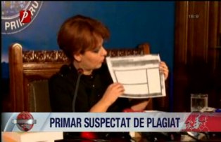 Primar suspectat de plagiat