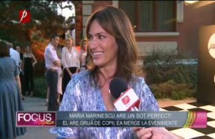 Maria Marinescu are un soţ perfect! El are grijă de copii, ea merge la evenimente