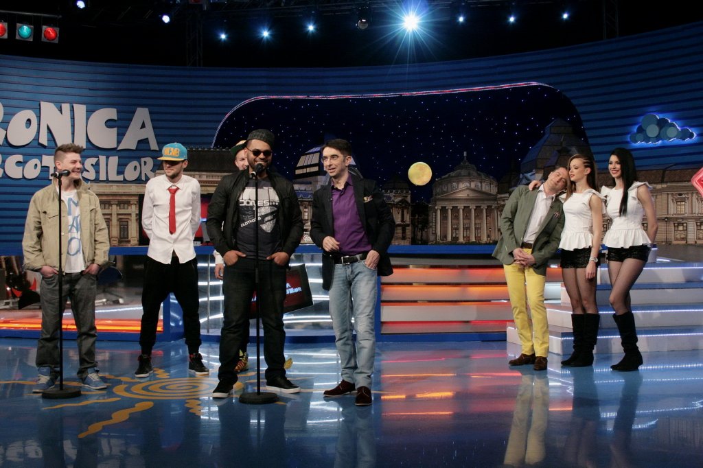 Găinuşă şi Dezbrăcatu’, Al Bano si Romina Power in varianta autohtona, la “Cronica Cârcotaşilor”