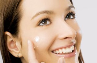 Remedii naturiste pentru acnee rozacee