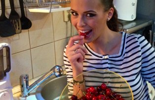Livia Graur face detox cu cirese