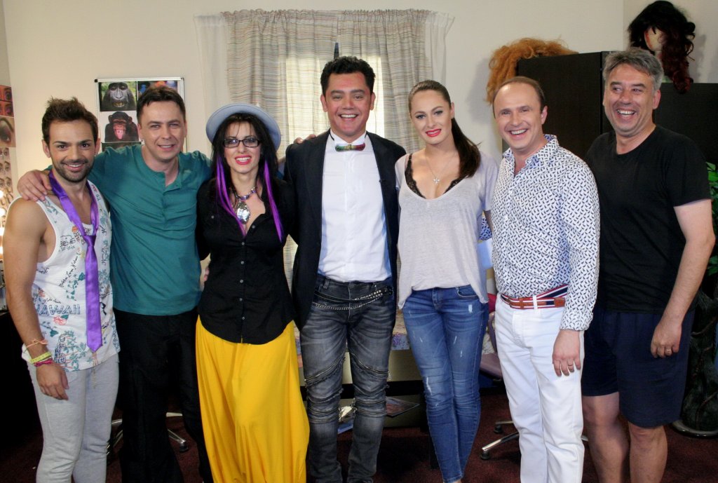 Cantareata Raluka, actrita „La TV”, duminica seara, la Prima TV