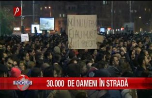 30.000 de oameni in strada