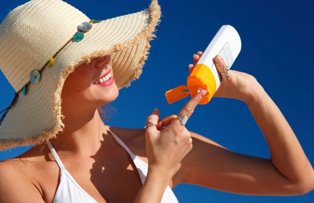 5 motive sa stai la soare
