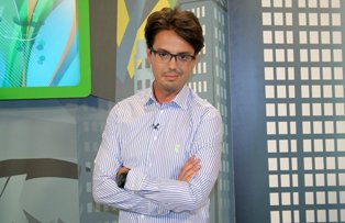 La “Râzi şi câştigi” vedeţi cum se descurcă un câine la pescuit