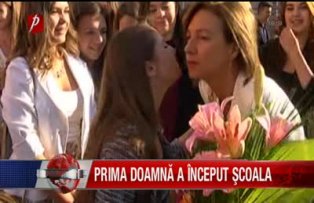 Prima doamnă a început şcoala