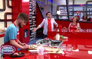 VIDEO / Mihnea de la "Mama mea gateste mai bine", deranjat de atitudinea mamei sale: "Mai lasa-l pe Cove"