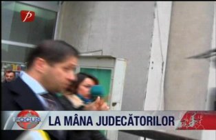 La mana judecatorilor