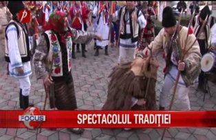 Spectacolul traditiei