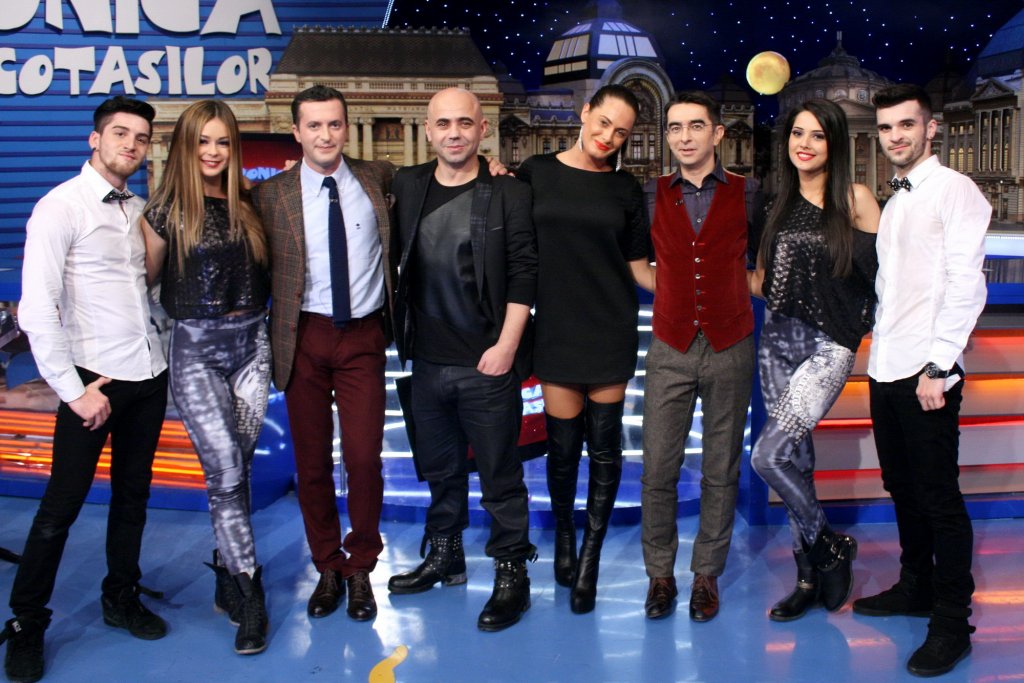 “Cronica Cârcotaşilor”, o ediţie molto speciale con Ramona Bădescu, la Prima TV