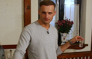 Sorin Brotnei reînvie „gustul copilăriei”, la Cireaşa de pe Tort