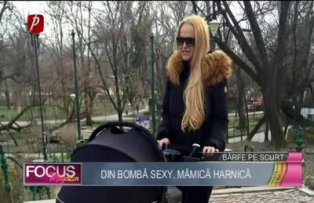 Anda Adam, din bombă sexy, mămică harnică