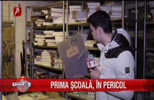 Prima scoala in pericol