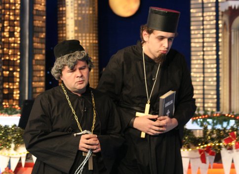 Carcotasii au fost colindati la Prima TV