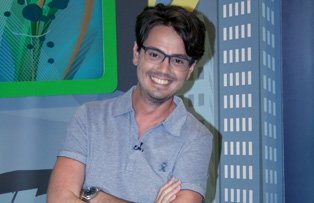In acestă seară, emisiunea “Râzi şi câştigi” mai face un român fericit, la Prima TV