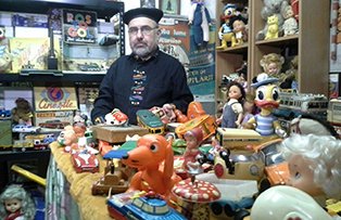 Jucariile unui om mare. La Focus din Inima Romaniei il primiti pe colectionarul pe care il iubesc toti copiii.