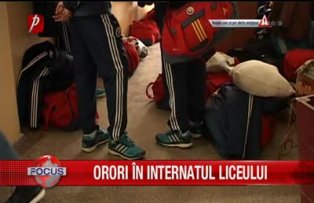 Orori in internatul liceului