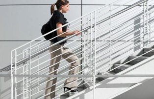 Mit sau adevar: Urcatul treptelor slabeste?