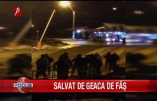 Salvat de geaca de fas