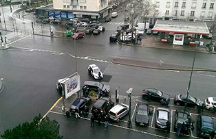 LIVE VIDEO Nou atac terorist la Paris cu ostatici: Cel puţin două persoane au fost omorâte în schimbul de focuri