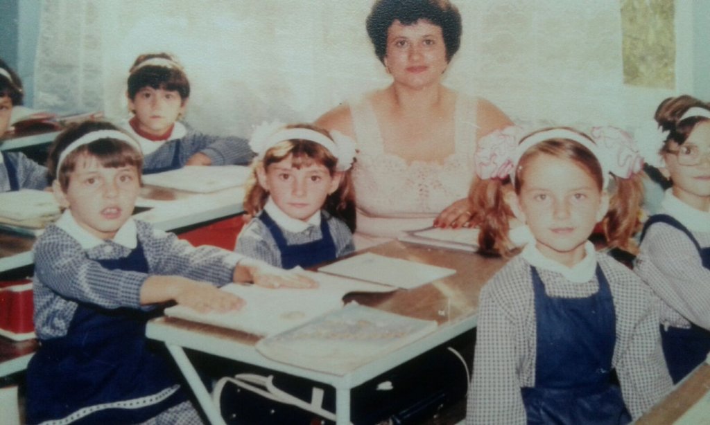 Trasnitii de la Prima TV isi amintesc cu nostalgie de prima zi de scoala