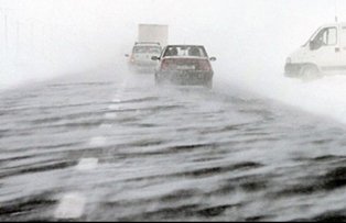 Cod galben de vant în 11 judete. Zapada va fi viscolita la munte