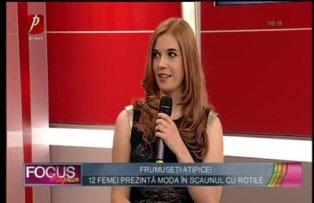 Frumuseţi atipice! 12 femei prezintă moda în scaunul cu rotile