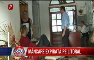 Mâncare expirată pe litoral