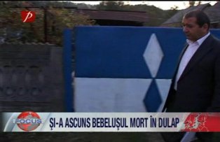 Bebelus mort ascuns in dulap
