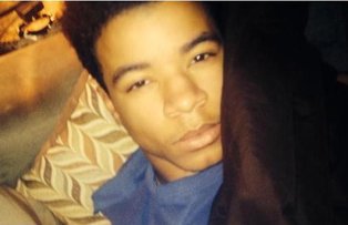 Un adolescent din Pennsylvania si-a ucis un coleg si si-a facut selfie cu cadavrul acestuia