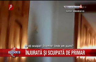 Injurata si scuipata de primar