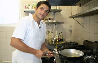 Azi, la Cireaşa de pe tort, Cove pregăteşte o cină pescărească