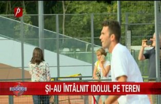 Şi-au întâlnit idolul pe teren