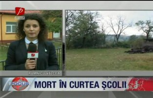 Mort in curtea scolii
