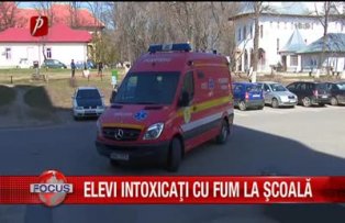 Elevi intoxicaţi cu fum la şcoală
