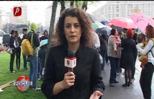 Protest după eliberarea directoarei