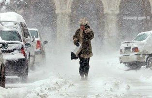 Vremea se inrautateste! Meteorologii au extins atentionarea Cod Galben de ninsori si viscol